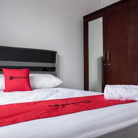 Reddoorz Near Supermall Karawaci 2 Tangerang Exterior foto