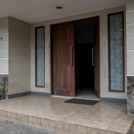 Reddoorz Near Supermall Karawaci 2 Tangerang Exterior foto